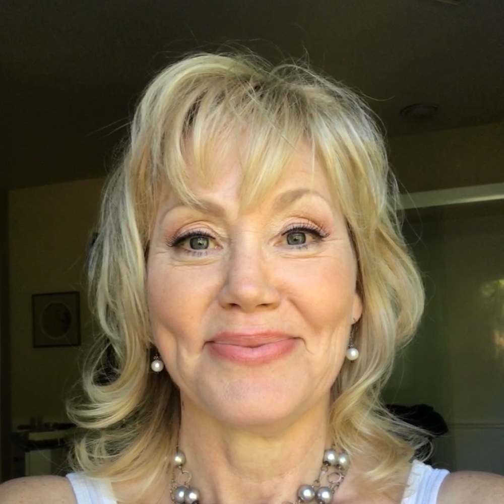 Meet your Posher, Jeanette